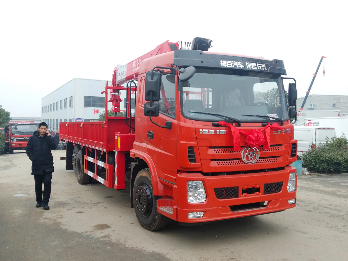 三環(huán)T280昊龍駕駛室氣囊橋上裝長(zhǎng)興10噸直臂式吊機(jī)