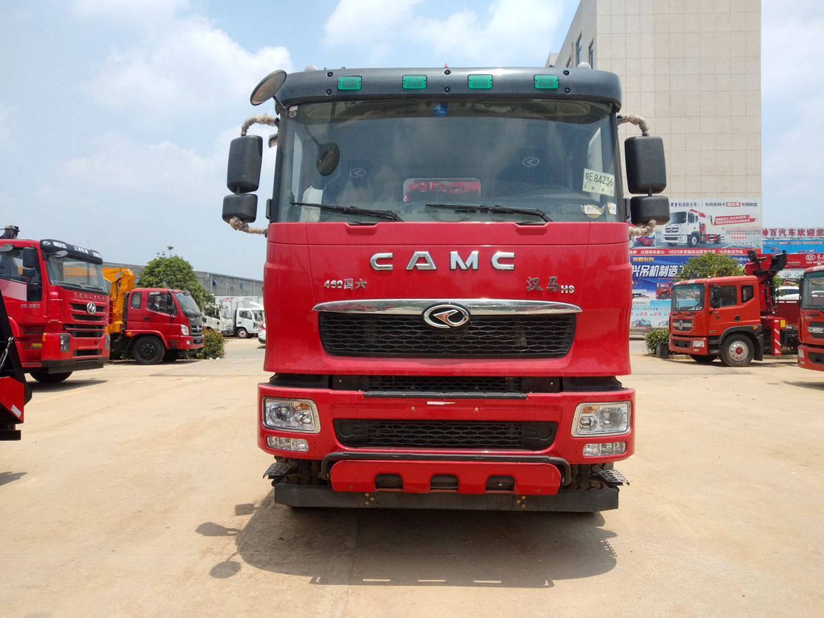 華菱H9五軸上裝長(zhǎng)興100噸汽車起重機(jī)
