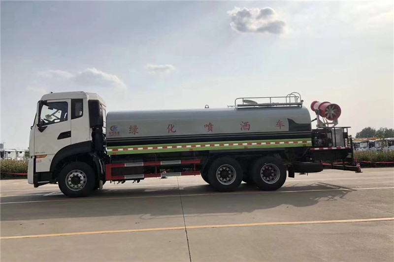 東風天龍后八輪20噸噴霧車，國六綠化噴灑車